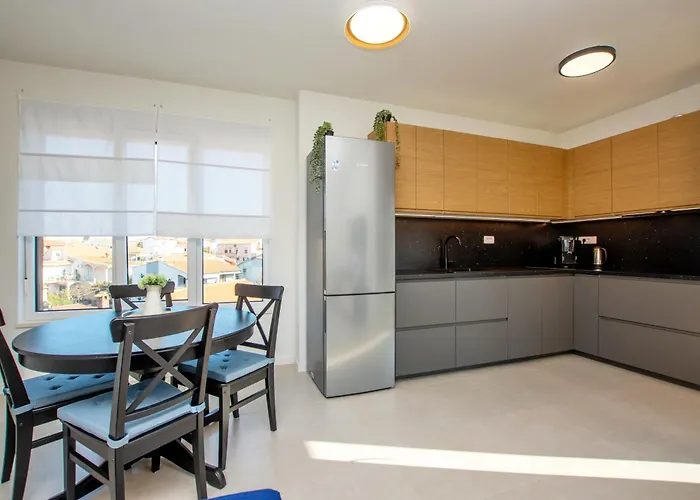 Apartment Pine Hills Zadar