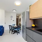 Pine Hills Apartment *