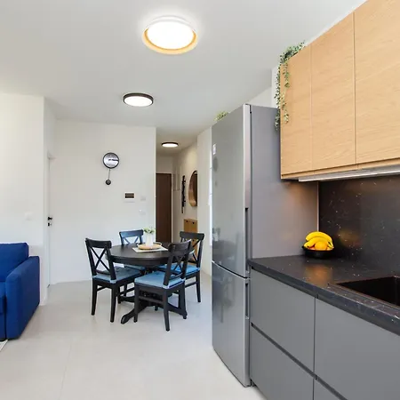 Pine Hills Appartement *